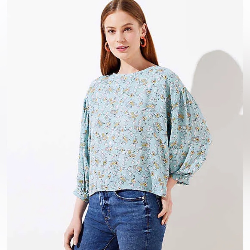 COPY - Loft aqua cloud floral balloon sleeves back key hole . Size Large - Picture 2 of 15